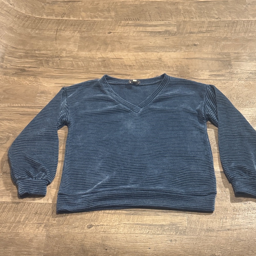 Chenault Cozy Blue V-Neck Sweater - Size M